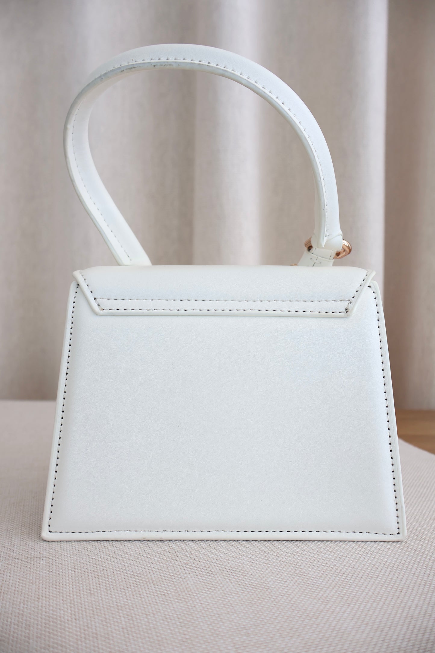 Jacquemus Le Chiquito Moyen White (Whatsapp for Price & Grade)