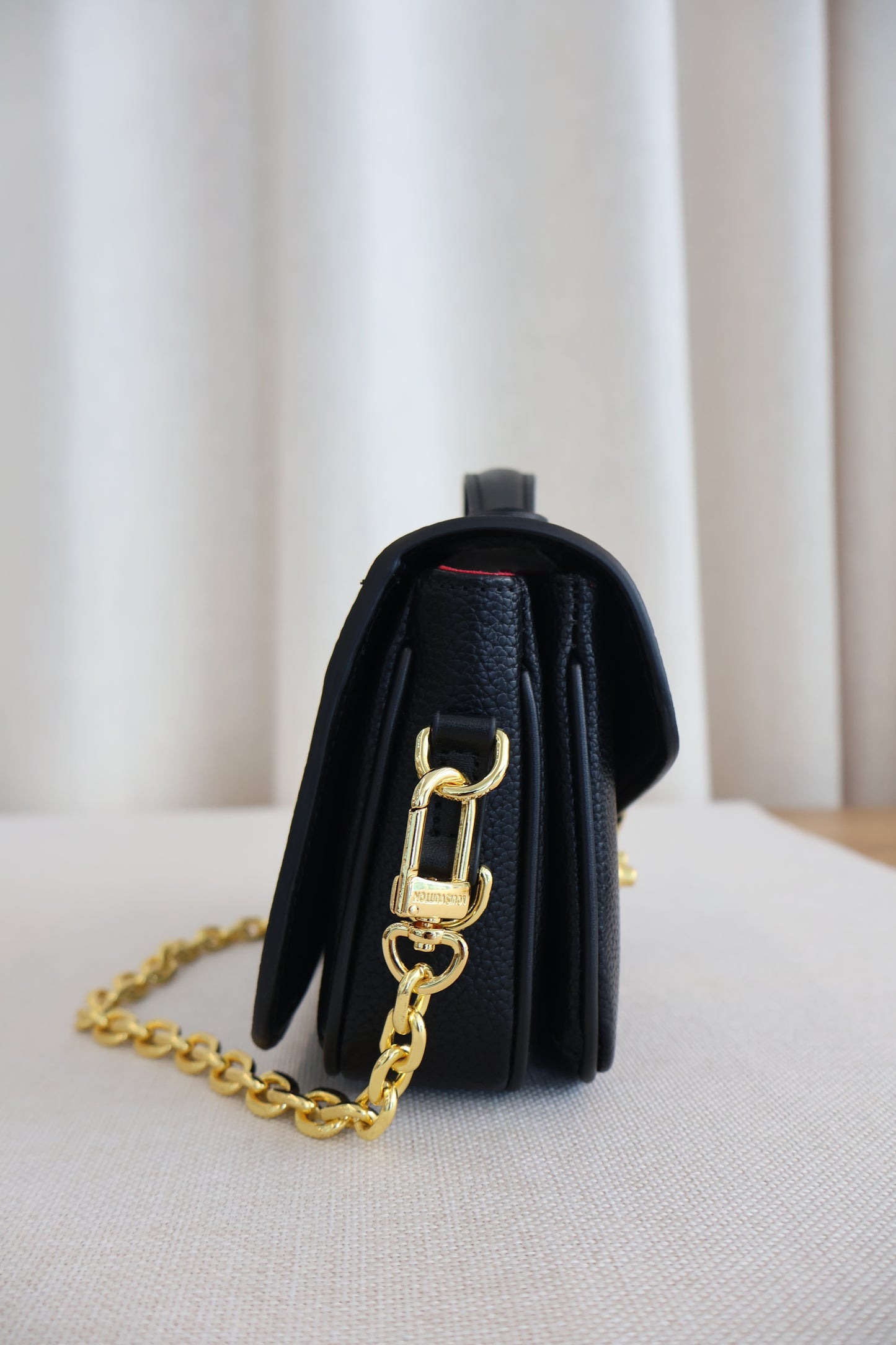 Louis Vuitton Metis East West Black Bicolour (Whatsapp for Price & Grade)