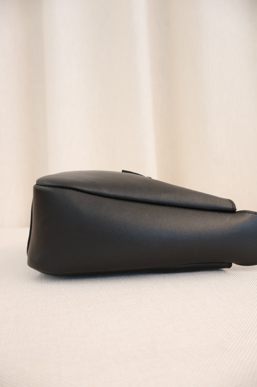 YSL LE5A7 Supple Small Bag Black (Whatsapp for Price & Grade)