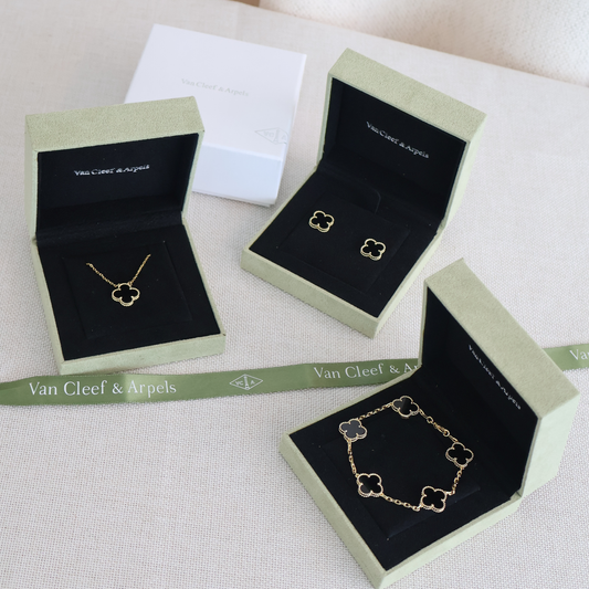 Van Cleef Black Colour Jewelry (Whatsapp for Price & Grade)