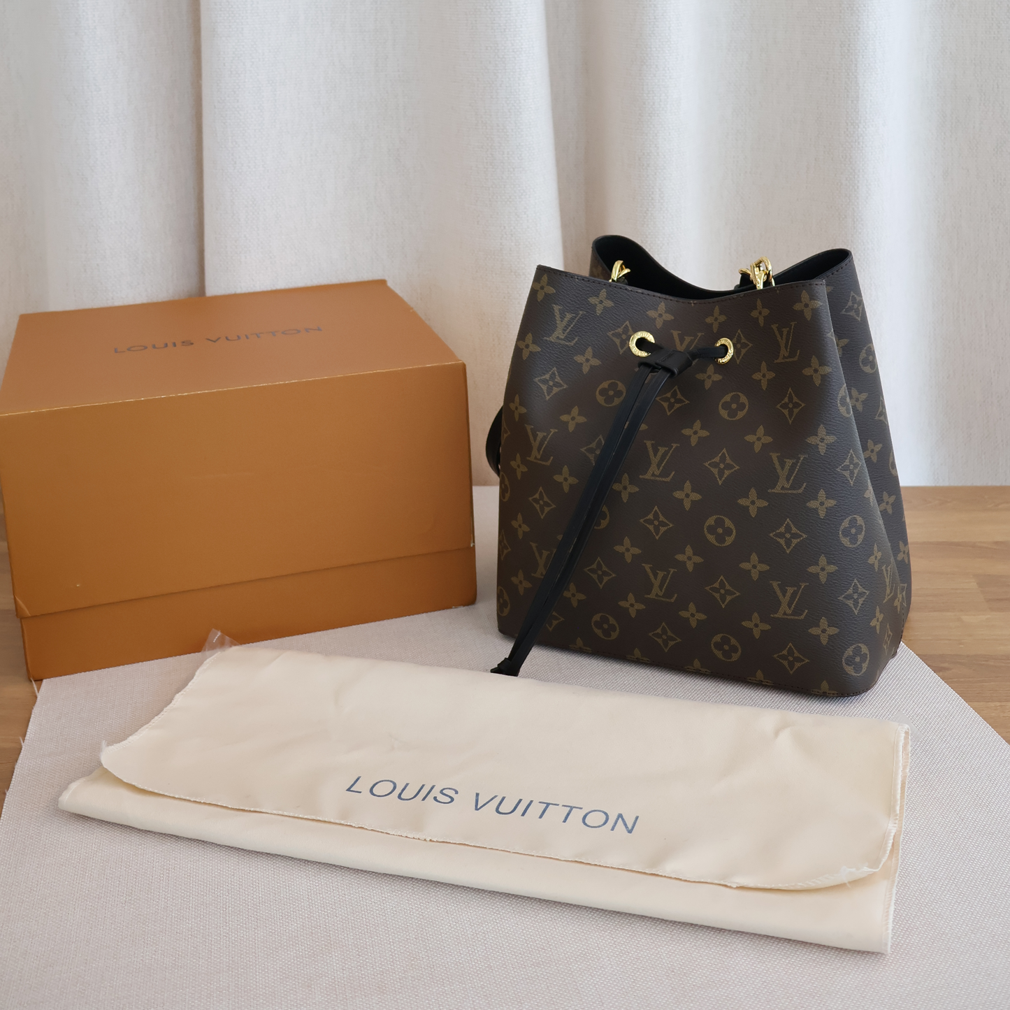 Louis Vuitton NeoNoe Monogram (Whatsapp for Price & Grade)